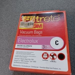 New Filtrete 3M Vacuum bags Electrolux C